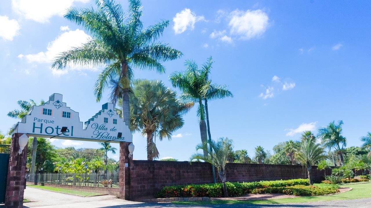 Villa De Holanda Parque Hotel 奥兰布拉 外观 照片