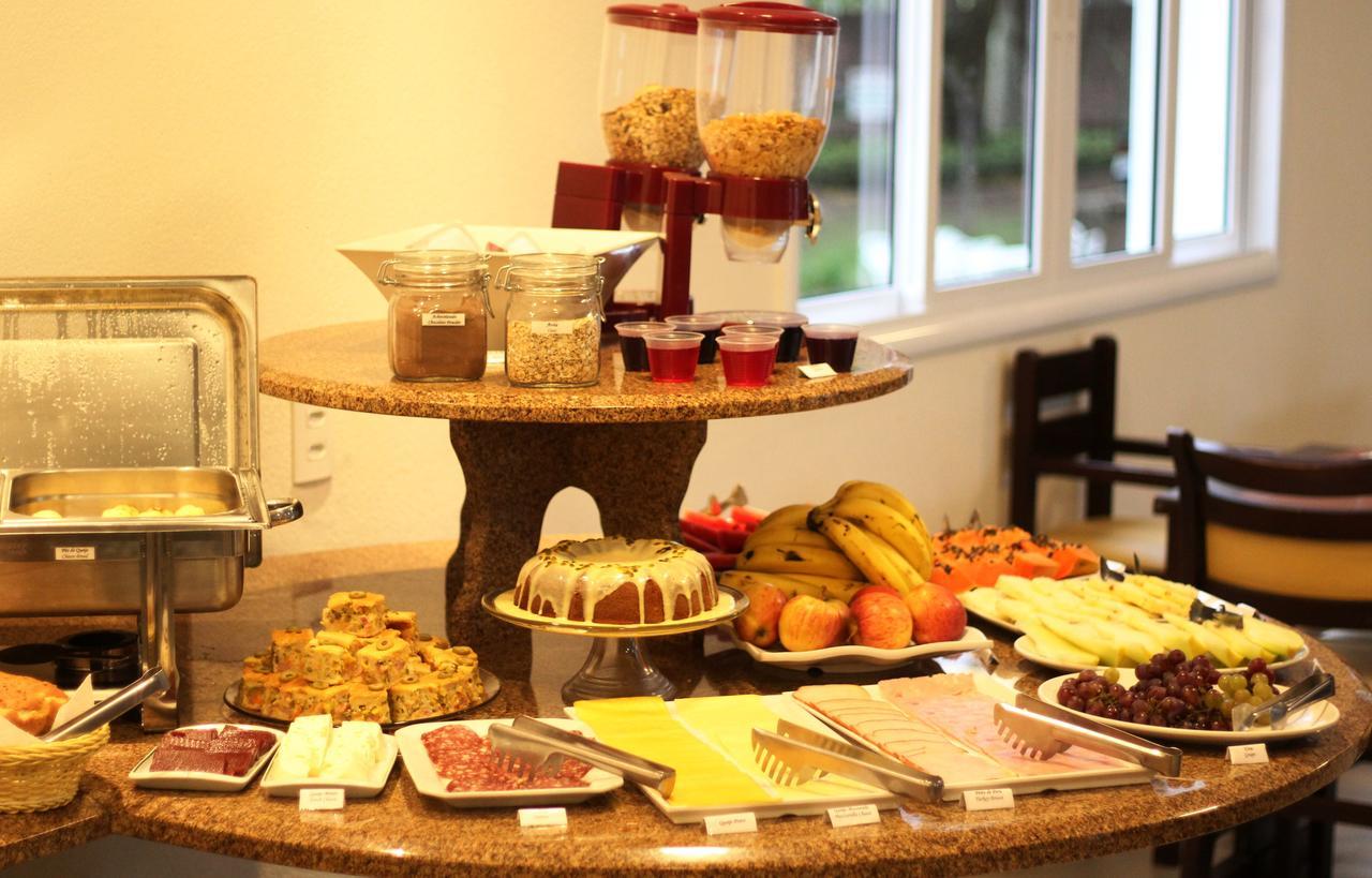 Villa De Holanda Parque Hotel 奥兰布拉 外观 照片