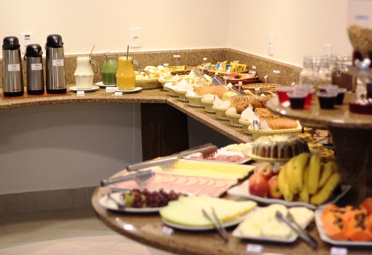 Villa De Holanda Parque Hotel 奥兰布拉 外观 照片