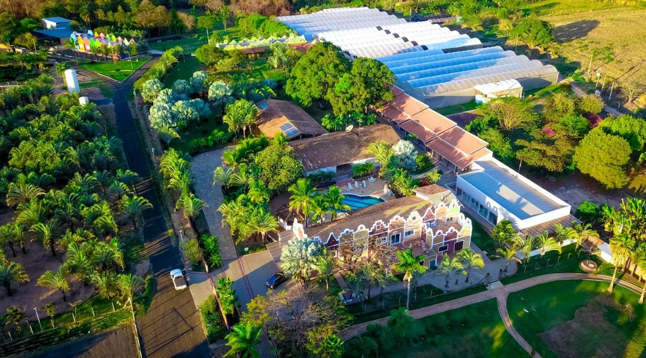 Villa De Holanda Parque Hotel 奥兰布拉 外观 照片