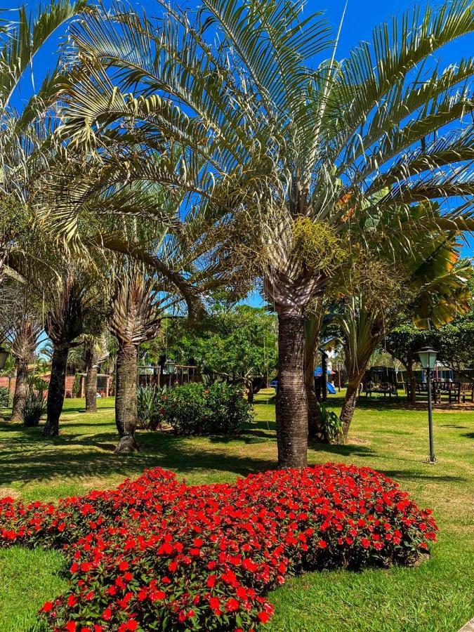 Villa De Holanda Parque Hotel 奥兰布拉 外观 照片